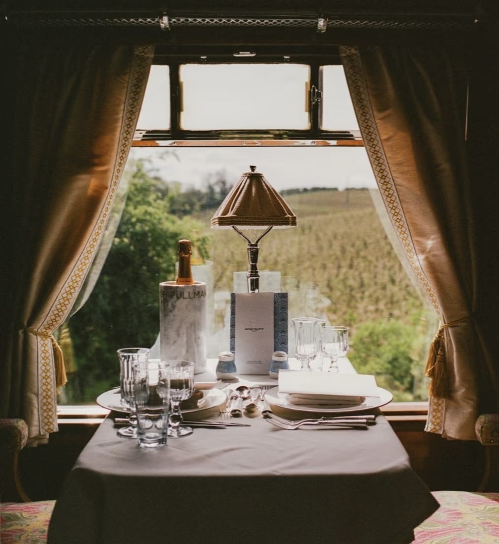 Dining Box Dining Box