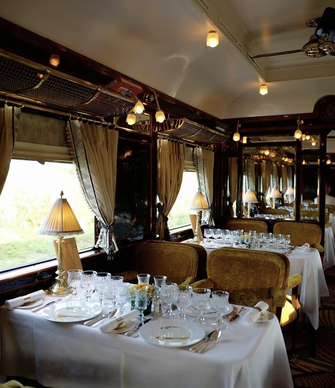 Dining Box Dining Box