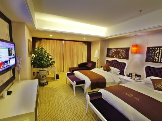 Luxemon Qinibagh Hotel