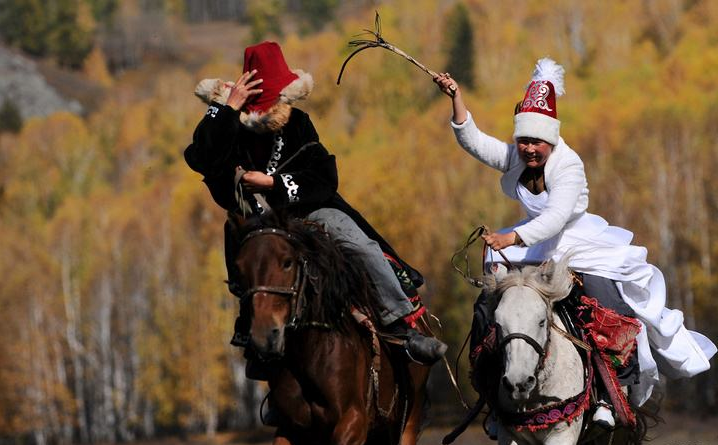 girl-chase.jpg girl-chase.jpg