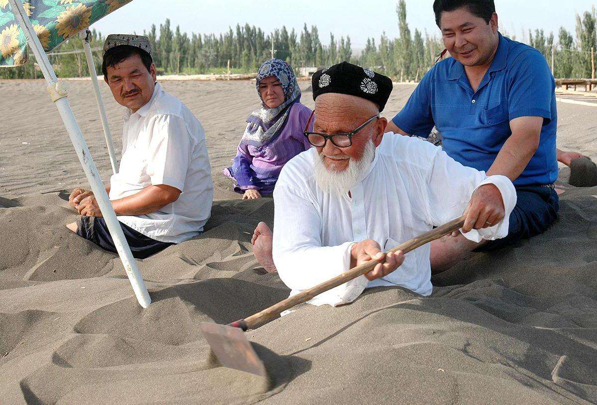 sand-therapy-turpan.jpg sand-therapy-turpan.jpg