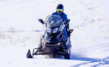 Snowmobile.jpg Snowmobile.jpg