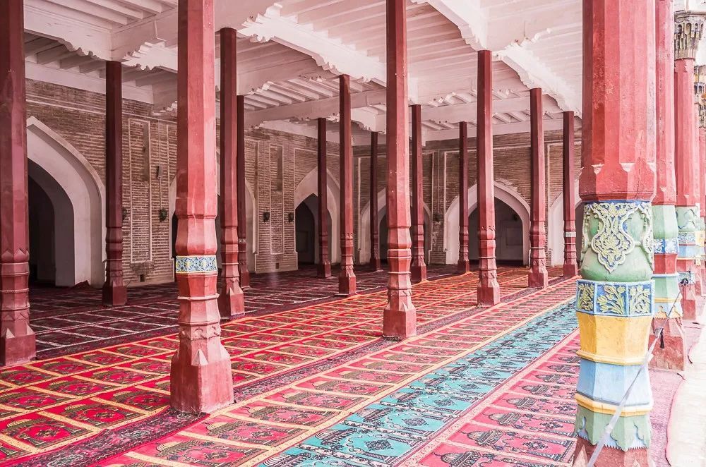 apokh-hoja-tomb-1.jpeg apokh-hoja-tomb-1.jpeg